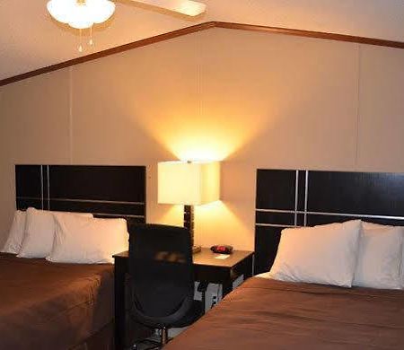 Dilley Lodge 外观 照片